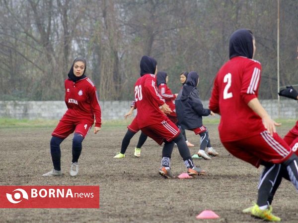 تمرین تیم فوتبال بانوان ملوان بندرانزلی