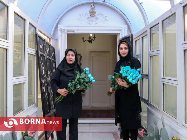 حضور بازیکنان استقلال و اهالی فوتبال در منزل مرحوم پورحیدری