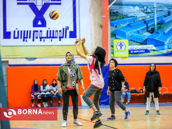 جشنواره کارگری والیبال بانوان استان مرکزی