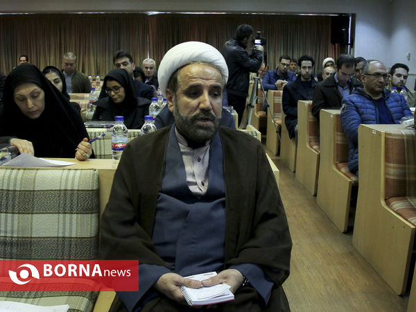 نشست بازخوانی چهل سال ورزش