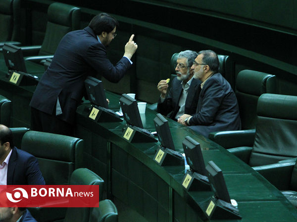 جلسه استیضاح وزیر راه و شهرسازی