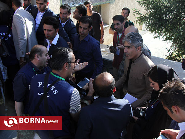 حاشیه هایی پر رنگ تر از کنگره مشاهیر