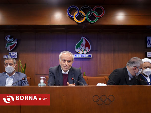 تجلیل از مهین فرهادی زاد