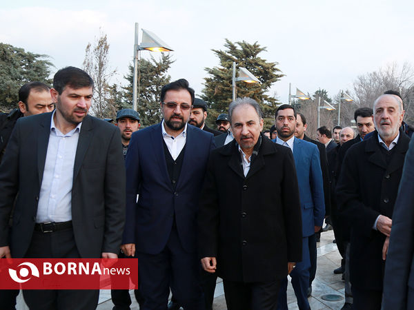 حضور شهردار و اعضای شورای شهر تهران در بیست و دو بهمن