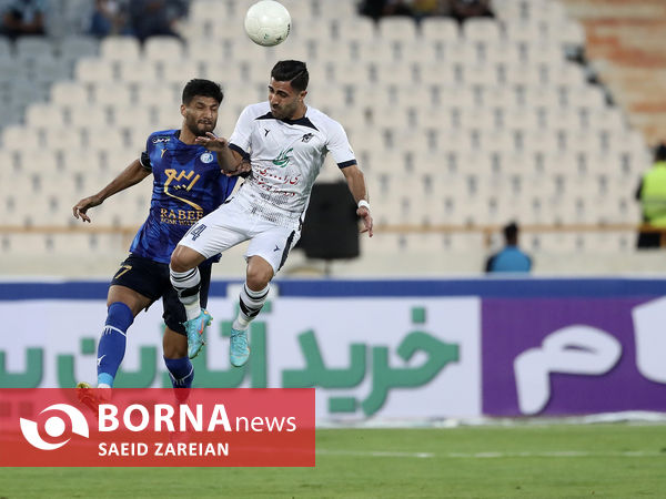 دیدار تیم های قوتبال استقلا ل۰ پیکان