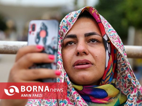 برافراشتن پرچم عزای حسینی در حرم شاهچراغ(ع)
