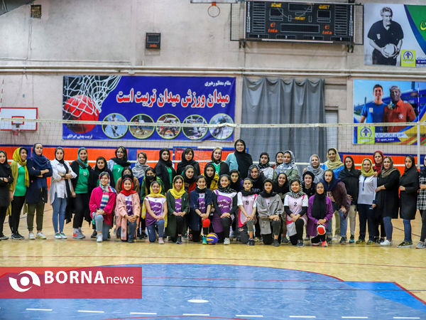 جشنواره کارگری والیبال بانوان استان مرکزی