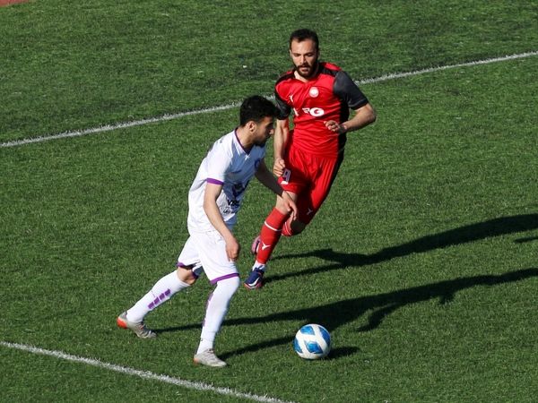 دیدار تیم‌های فوتبال سپیدرود رشت _  ویستاتوربین تهران