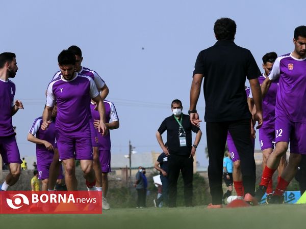 در حاشیه دیدار تیم های فوتبال صنعت نفت - شهر خودرو