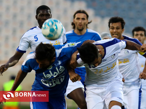 دیدار تیم های استقال تهران - استقلال خوزستان