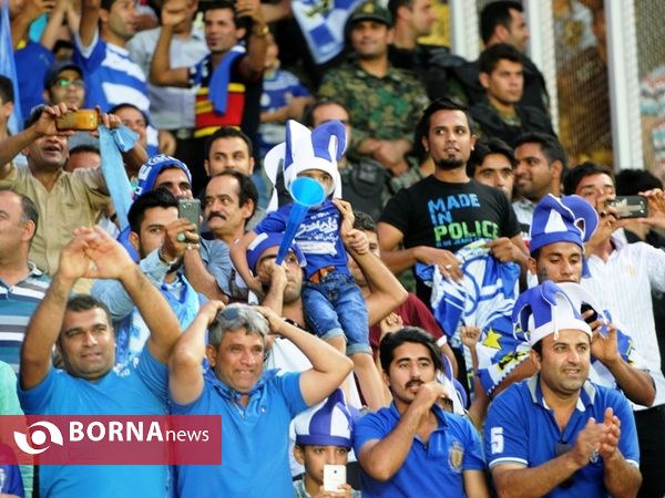 دیدار تیم های فوتبال استقلال- خونه به خونه بابل