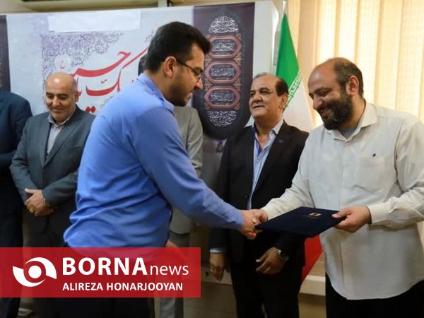 تجلیل از کارگران واحدهای تولیدی و صنعتی اروند