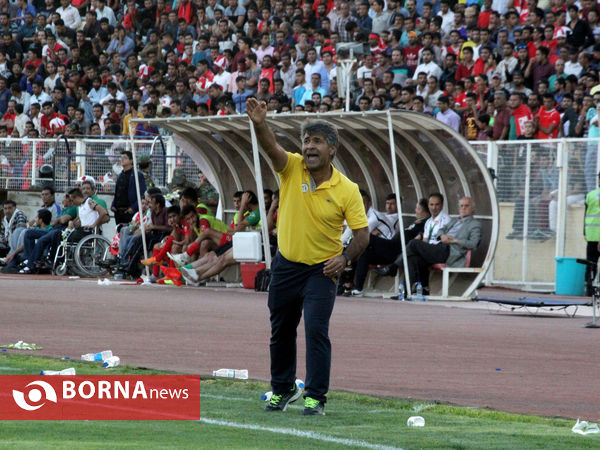 ديدار تيمهای پرسپوليس تهران و قشقايی شيراز در جام حذفی