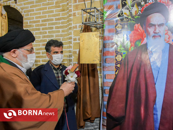 گلباران حجره طلبگی امام خمینی(ره) در اراک