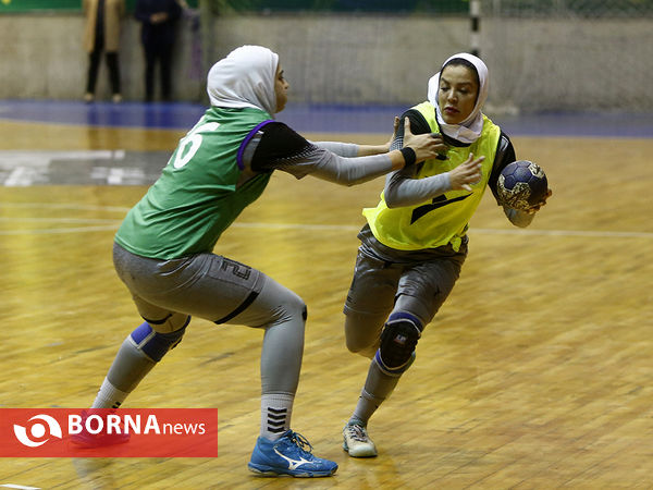 بدرقه تیم ملی هندبال بانوان ایران