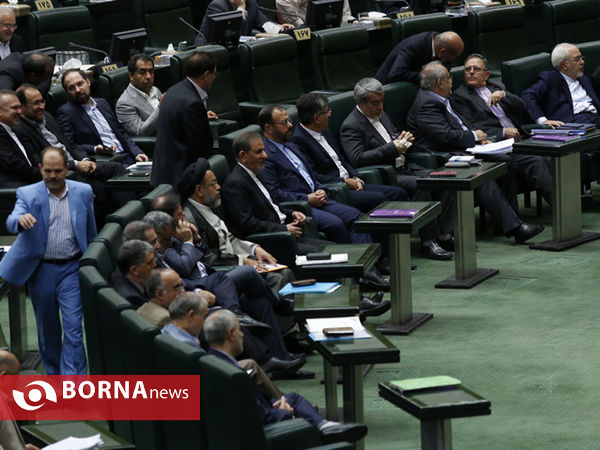 دومین روز بررسی وزرای پیشنهادی در صحن مجلس-1