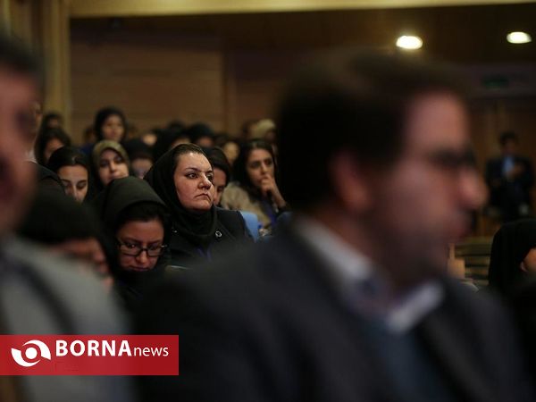 هم اندیشی صمیمانه جوانان با دولت