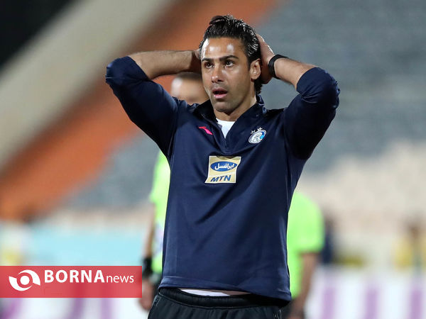 دیدار تیم های استقلال تهران - استقلال خوزستان