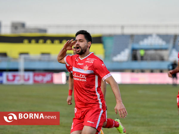 دیدار تیم های فوتبال سپاهان- پرسپولیس