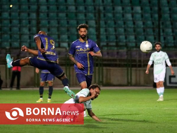 دیدار تیم های فوتبال ذوب آهن اصفهان- گل گهر سیرجان