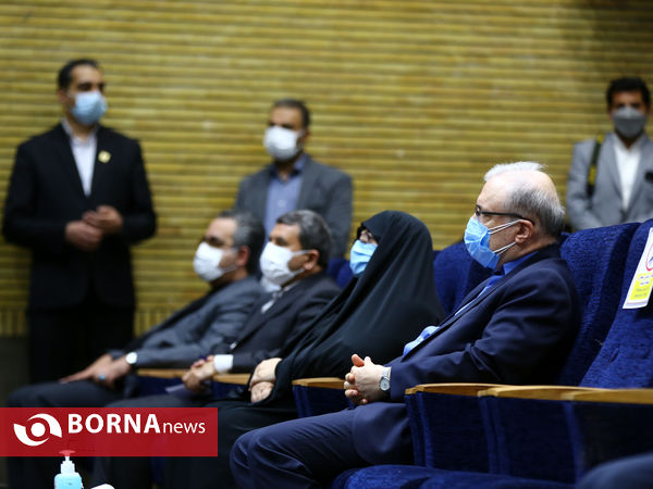 تزریق نخستین واکسن مشترک ایران و کوبا در اصفهان