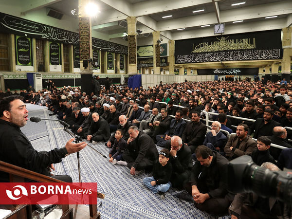 مراسم عزاداری شب عاشورا در حضور رهبر انقلاب