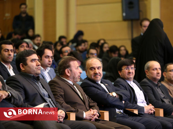 هم اندیشی صمیمانه جوانان با دولت