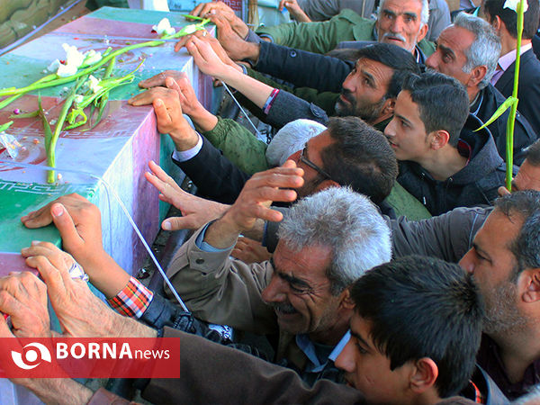 تشییع 94 شهید گمنام کاروان شاهدان بصیر در فسا،سروستان،خرامه