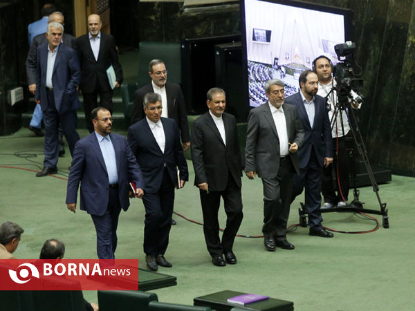 دومین روز بررسی وزرای پیشنهادی در صحن مجلس-1
