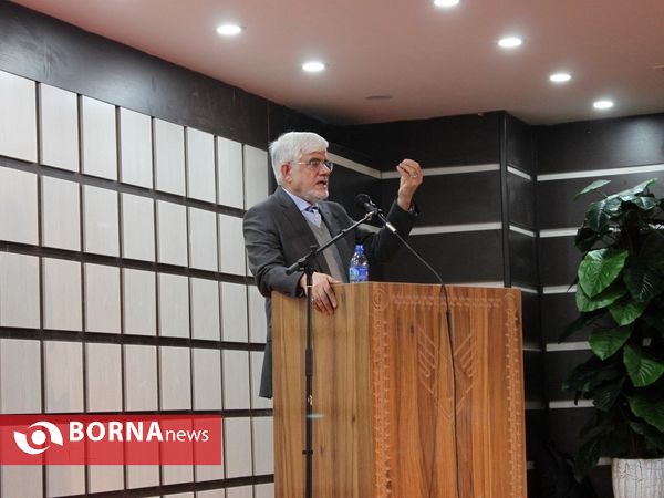 بررسی جنبش دانشجویی در دانشگاه آزاد کرمان با حضور دکتر عارف