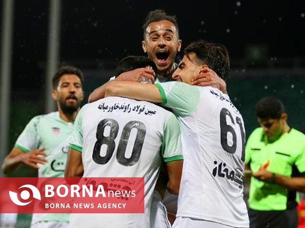 دیدار تیم های فوتبال ذوب آهن اصفهان - فولاد خوزستان