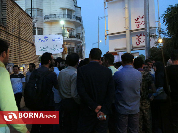 تبلیغات خیابانی نامزدهای ریاست جمهوری توسط هوادارانشان