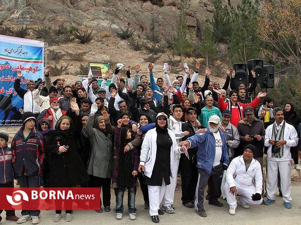 همایش بزرگ کوهپیمایی عمومی بزرگداشت دهه فجر در استان کرمان