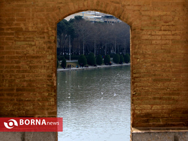 زاینده رود در بهار