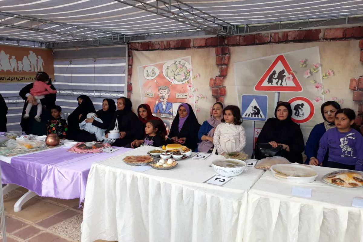 جشنواره غذای اقوام  ایرانی و بازی های بومی محلی در مهرگان برگزار شد