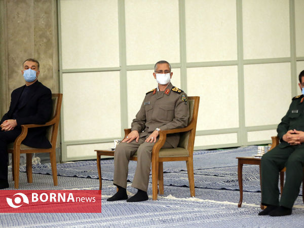 دیدار دست‌اندرکاران مراسم سالگرد شهید سلیمانی با رهبر انقلاب اسلامی