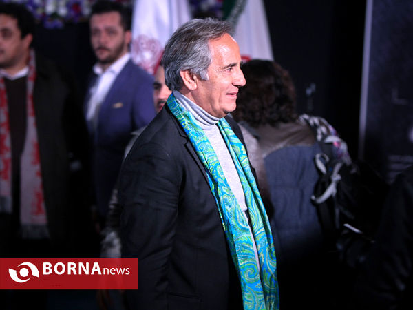 رونمایی از مجموعه بر بال سیمرغ