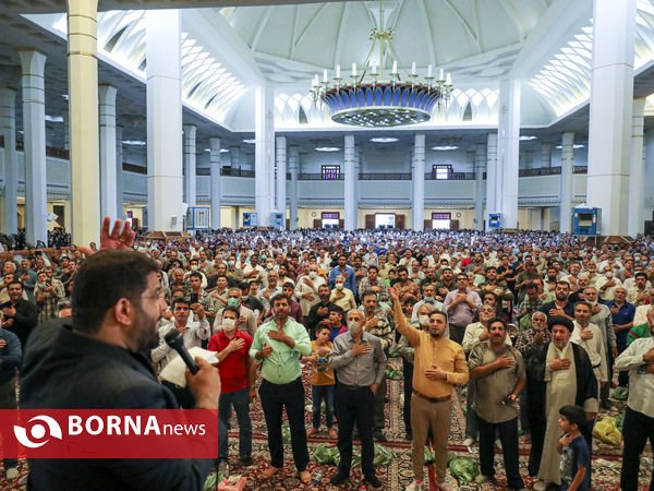 برگزاری مراسم دعای عرفه در حرم شاهچراغ(ع)