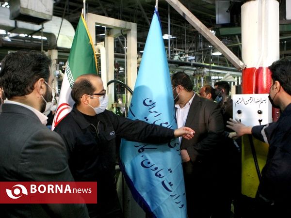 مراسم رونمایی از محصولات جدید شرکت نفت ایرانول