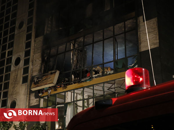 آتش سوزی ساختمان انتشارات کتاب خیابان فخر رازی
