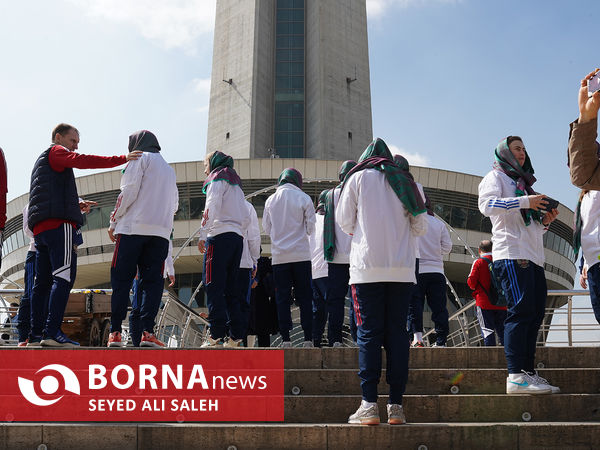 بازدید ورزشکاران مسابقات نوروز از برج میلاد
