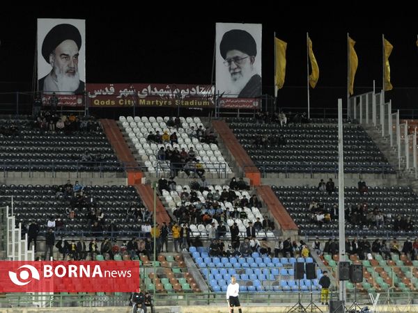 دیدار تیم های فوتبال نام آوران- پایدار