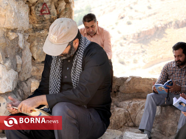 دعای عرفه در تپه الشهدای شیراز