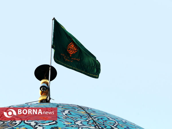 آیین تعویض پرچم گنبد حرم حضرت شاهچراغ(ع) در شیراز