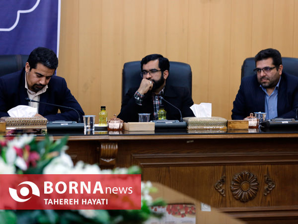 نشست هم اندیشی اصحاب رسانه با معاون سیاسی استانداری فارس