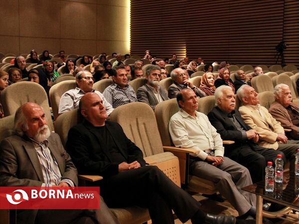 تجلیل از پاسداران فرهنگ مردم شیراز