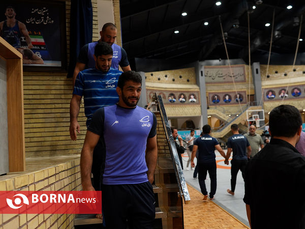 رونمایی از تصاویر برترین‌های ۱۰۰ سال کشتی ایران