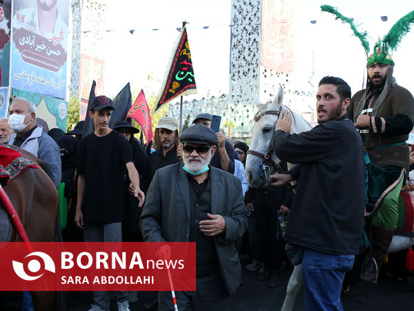 پیاده روی جاماندگان اربعین در تهران