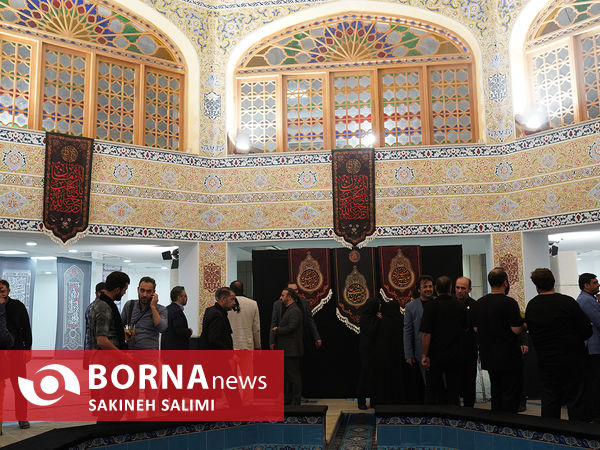  آیین برافراشتن پرچم عزای حسینی برفراز بلندترین سکوی پرچم ایران