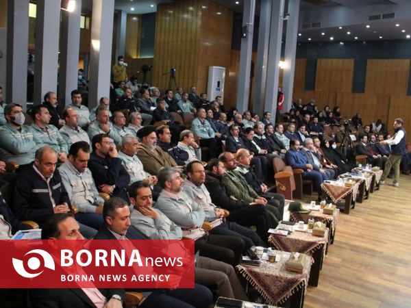 آئین رونمایی از ورق فولادی زنگ نزن در مجتمع فولاد مبارکه اصفهان